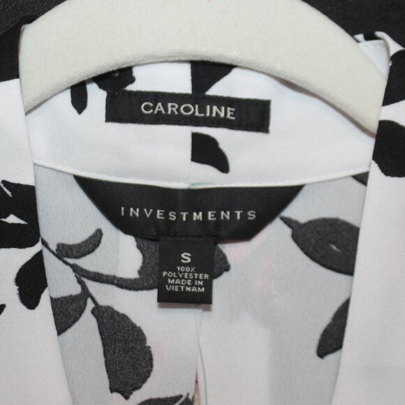 Investments Caroline Butterfly Three Quarter Sleeve Top - Picture 8 of 16